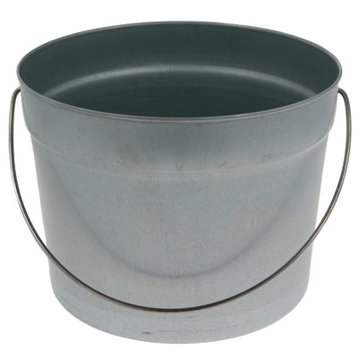 2.5 Litre Coral Endurance galvanised metal paint kettle with metal handle.